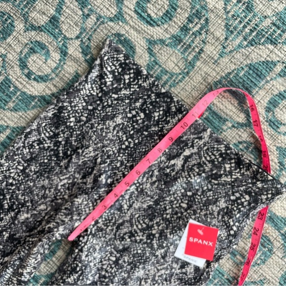 Spanx Faux Leather Snake Shine Leggings - Picture 13 of 15